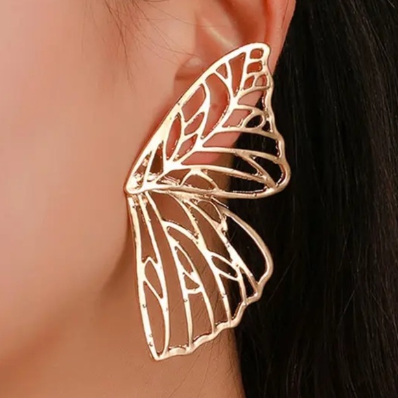 Jewelry - ⚜️[𝟯/$𝟭𝟴]⚜️Large Butterfly Bohemian Earrings NEW